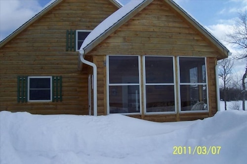 Best Cabins In Eagle Lake For 2020 Find Cheap Cabins Rentals