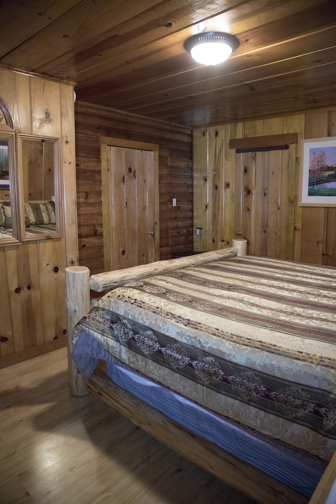 Strawberry, Pinecrest, Dodge Ridge Riverfront Estate! Wow! Strawberry