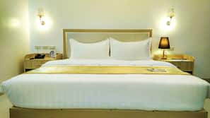 Minibar, in-room safe, desk, free WiFi