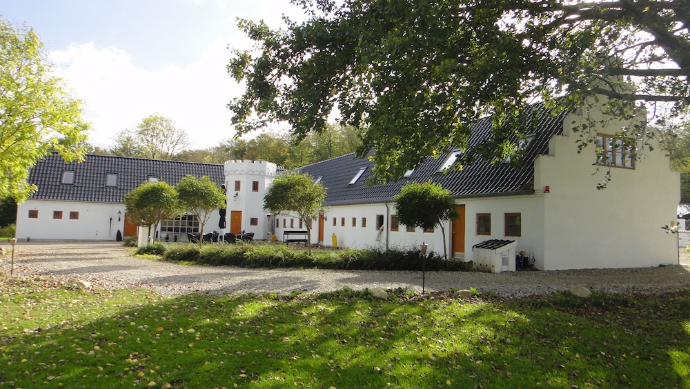 Gammelrøj Herregård in Vejle, Denmark