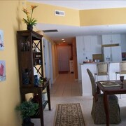 Top 10 Crisfield Md Hotels Hotel Deals On Expedia Waterfront Luxury Condo With Free Boat Slip