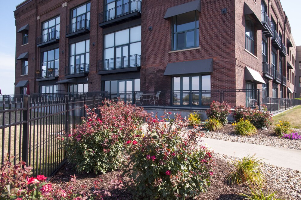 Lake Erie Shores and Islands Await!!!!