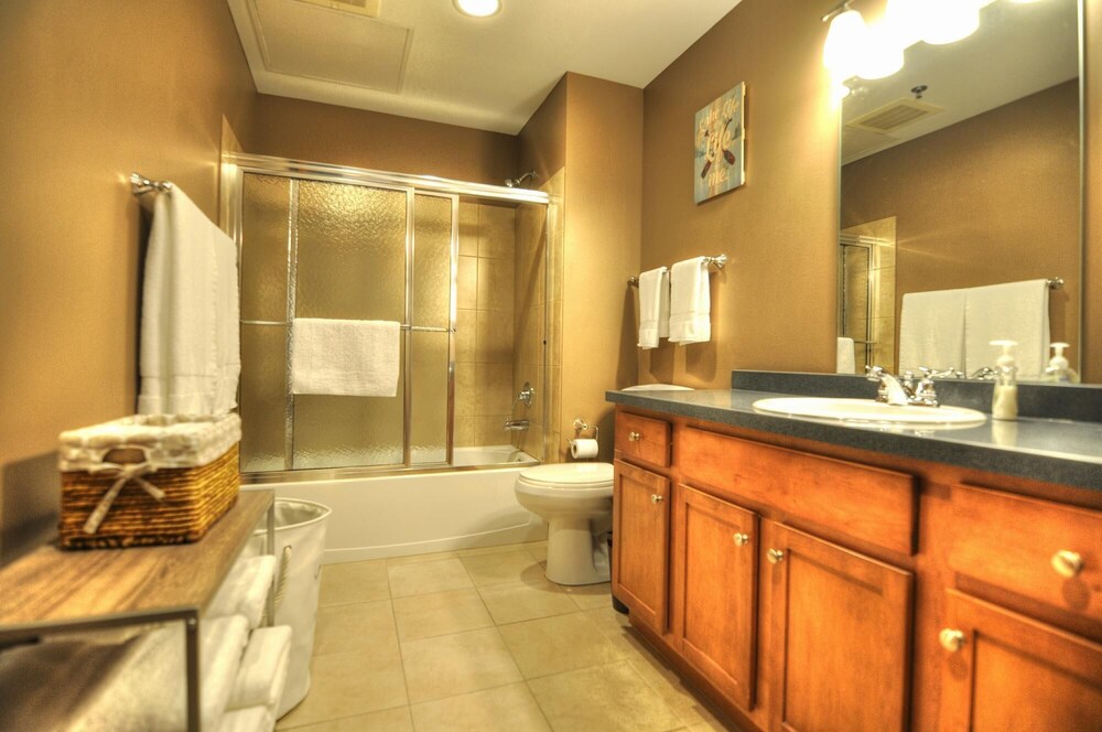 Lake Erie Shores and Islands Await!!!!