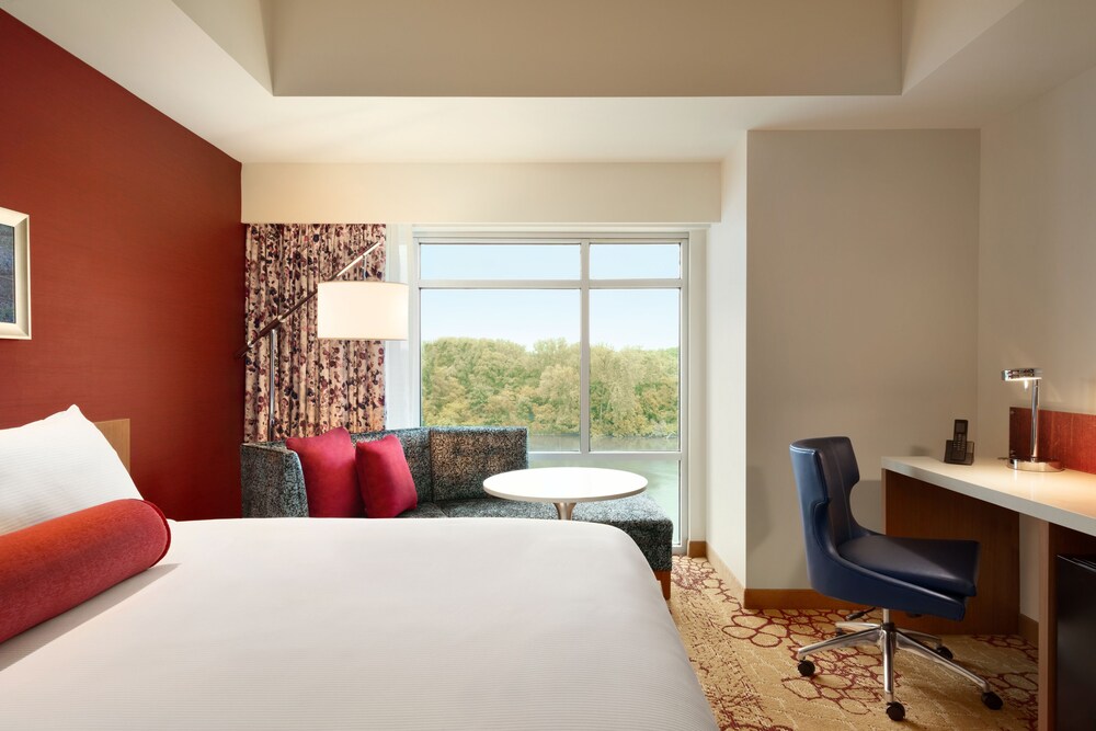 The Landing Hotel at Rivers Casino & Resort in Schenectady Best Rates