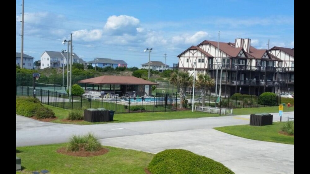 Spectacular Direct Oceanfront 2BR Condo in Emerald Isle NC Ocean Reef