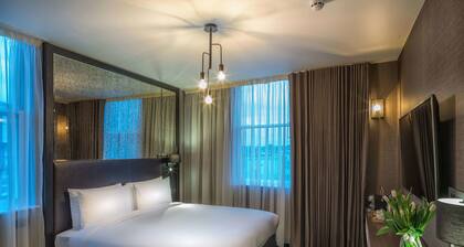 Camden Enterprise Hotel & Pub