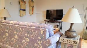TV, books, stereo
