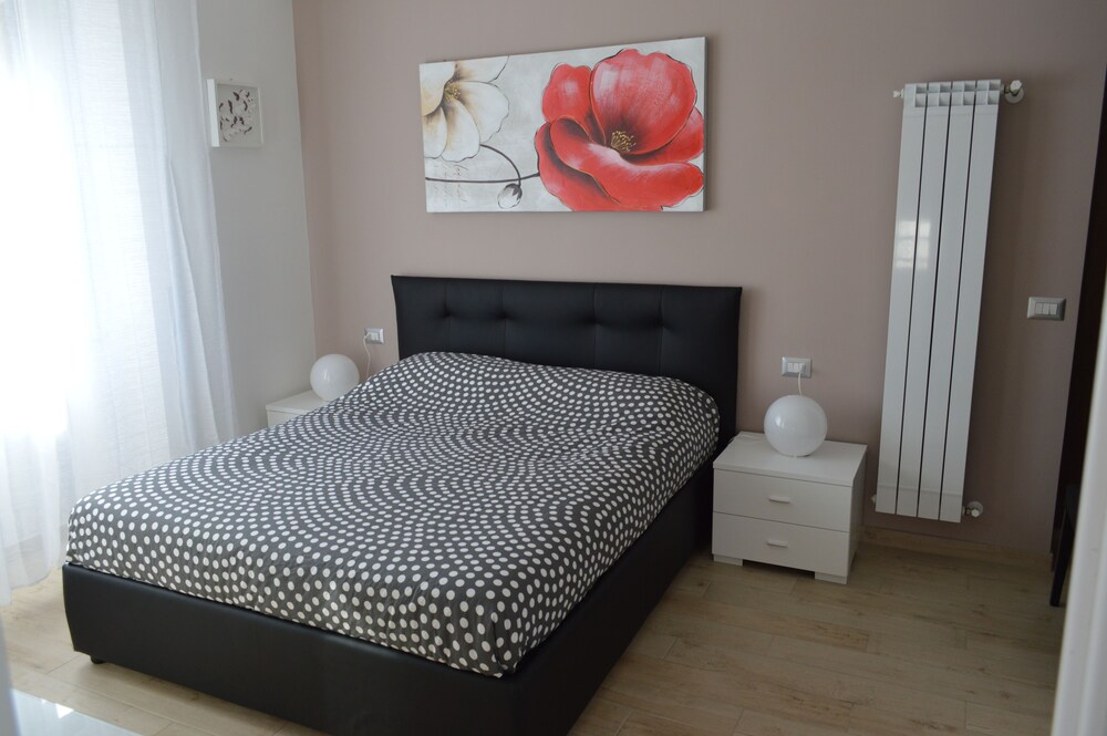 Roger Vatican Dream 2018 Room Prices 50 Deals Reviews Expedia Exterior Featured Image