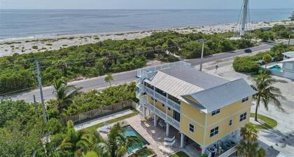 S-200 Seabreeze Ct 5 Bedroom Home by RedAwning