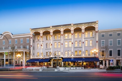 Hotels Near Saratoga Springs City Center Top 10 The Adelphi Hotel