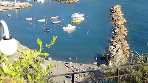 Beach nearby, sun loungers