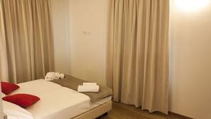 Biancheria da letto di alta qualità, minibar, una scrivania