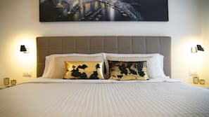 1 bedroom, in-room safe, WiFi, linens