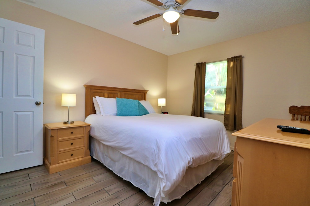 A Dog Friendly Paradise with Dog Friendly Beaches! Tarpon Springs Vrbo