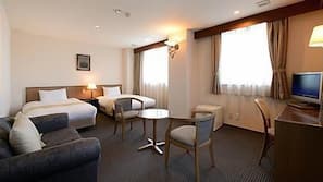 Desk, rollaway beds, free WiFi