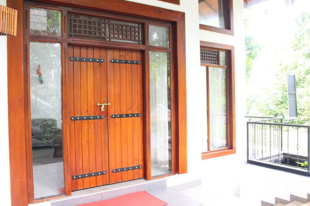 Win Care Homestay In Harispattuwa Hotel Rates Reviews On
