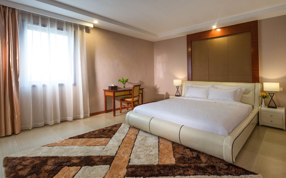 The Farmington Hotel in Harbel | Hotel Rates & Reviews on Orbitz