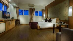 Minibar, in-room safe, desk, blackout curtains