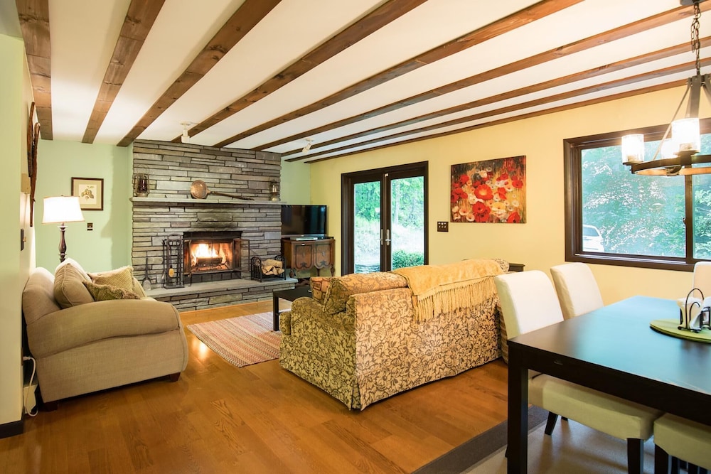 Private Mtn Retreat 5 Min To Belleayre Catskills Hot Tub Fish Featured Image Living Room