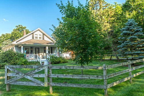 south bend hotels pet friendly