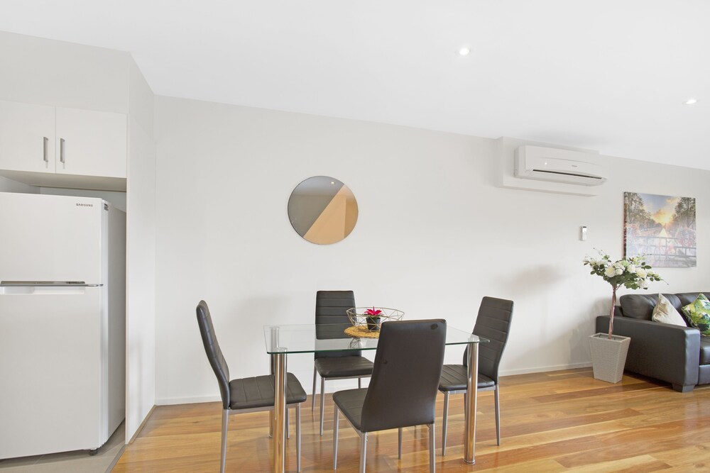 Astra Apartments Glen Waverley at VIQI Deals & Reviews (Melbourne, AUS