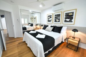 Premium bedding, soundproofing, iron/ironing board, free WiFi
