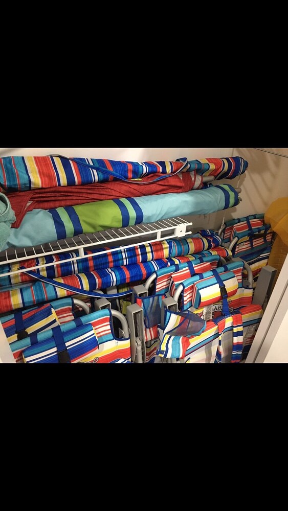 Beach Block Townhouse with NEW Everything and Sea Views