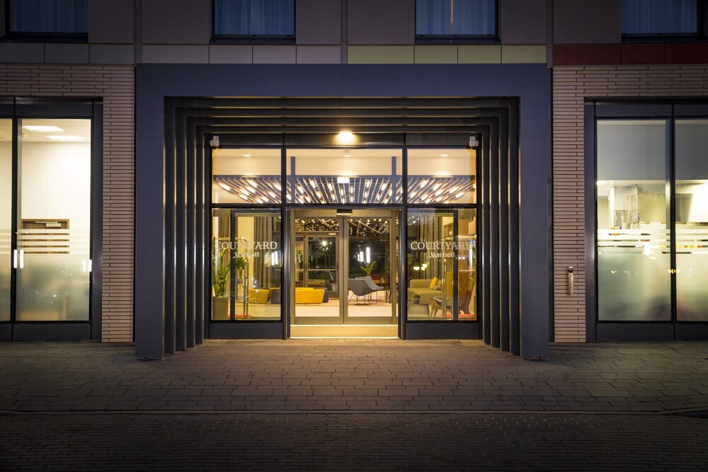 Courtyard by Marriott Edinburgh West