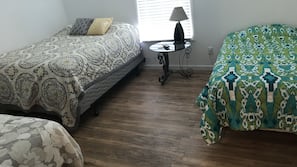 3 bedrooms, Internet, linens