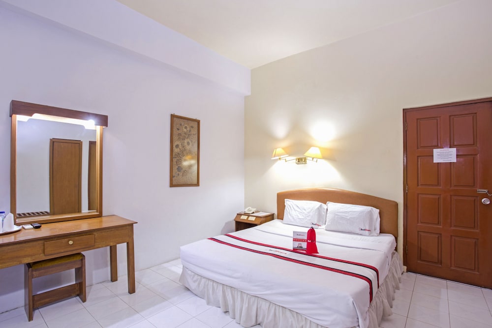Reddoorz Near Ugm Depok Idn Best Price Guarantee Lastminute - 