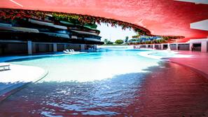 Piscina all'aperto