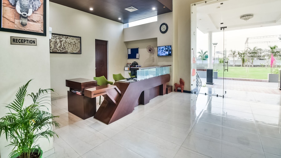 Hotel Amrit Manthan