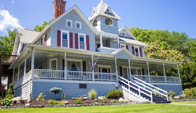 Hudson Manor Bed And Breakfast In Watkins Glen Ny Expedia
