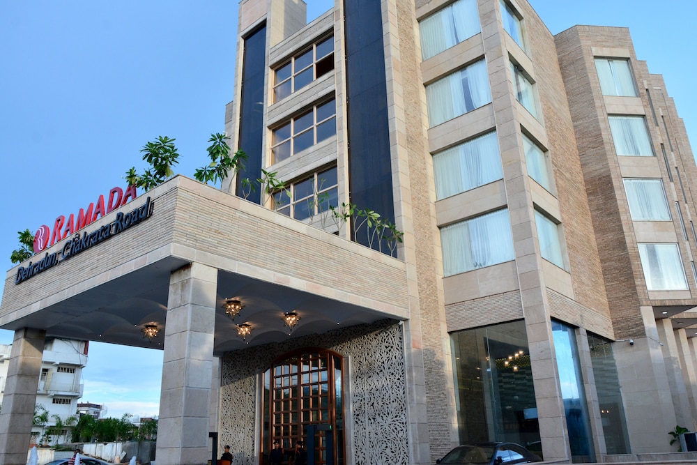 Ramada Dehradun Chakrata Road 2018 Room Prices From 63 Deals Hotel Front Evening Night Featured Image