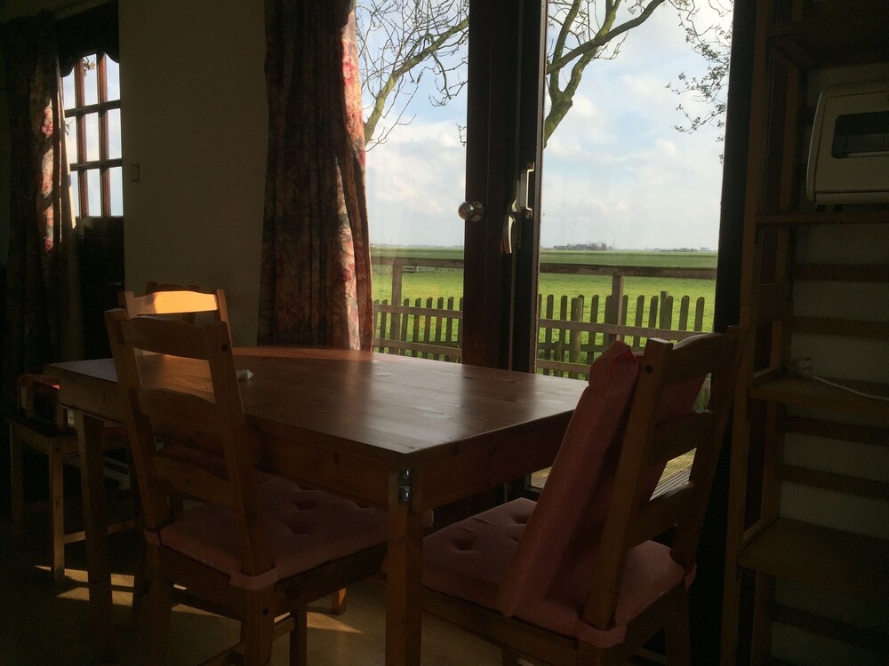 Winsum Westerham Chalet: faciliteiten en beoordelingen 2018 | Expedia.nl Winsum Westerham Chalet: faciliteiten en beoordelingen 2018 | Expedia.nl