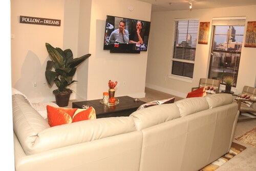 Check Expedia for Availability of Mercedes-benz Stadium Hideaway In Downtown ATL