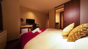 In-room safe, desk, free WiFi, linens