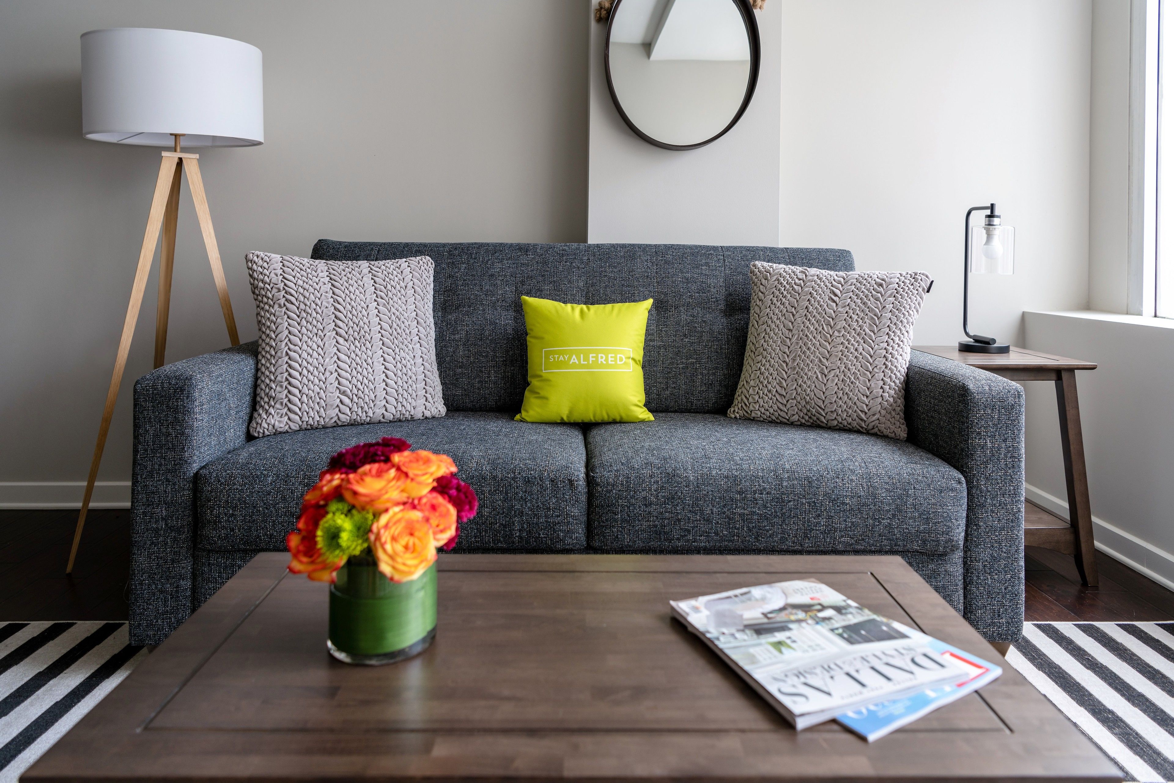 Stay Alfred At The Mayflower In Dallas Tx Expedia