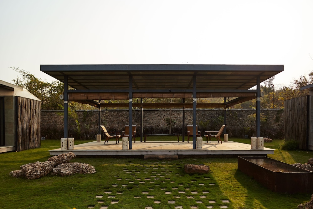 Woods at Sasan AU288 Deals & Reviews (Talala, IND) Wotif