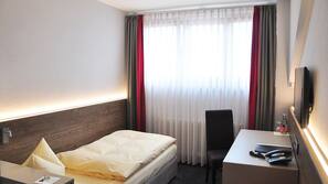 Hypoallergeen beddengoed, een kluis op de kamer, een bureau