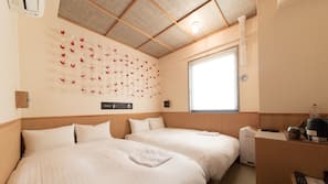 書桌、手提電腦工作空間、熨斗/熨衫板、免費 Wi-Fi