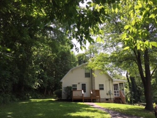 Hotels Near George C Marshall Museum Lexington Top 10 By Summer In Mountains Fall Football Virginia Horse Country