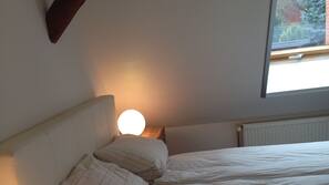 2 Schlafzimmer, Bügeleisen/Bügelbrett, WLAN