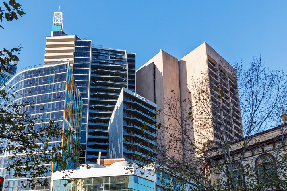 Meriton Suites Campbell Street, Sydney