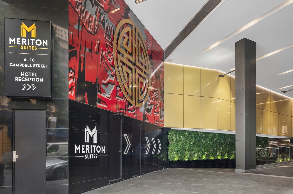 Meriton Suites Campbell Street, Sydney