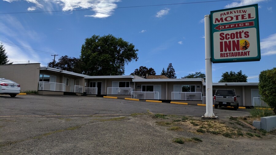 Parkview Motel