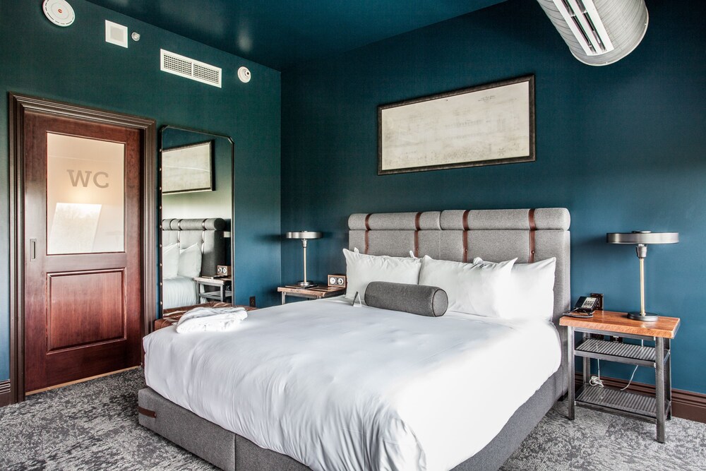 Ironworks Hotel Indy in Indianapolis Best Rates & Deals on Orbitz