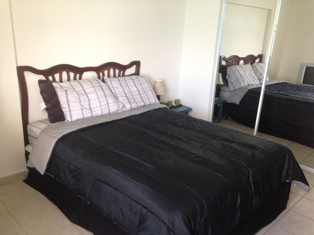 Ocean Front 1 Bedroom Apartment With 1 Parking Isla Verde