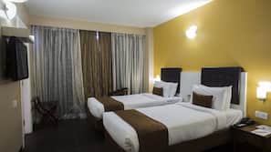 In-room safe, free WiFi