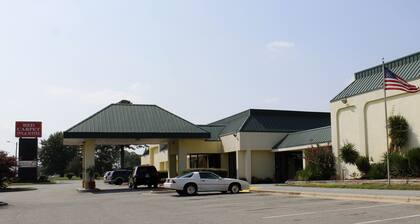 Red Carpet Inn & Suites